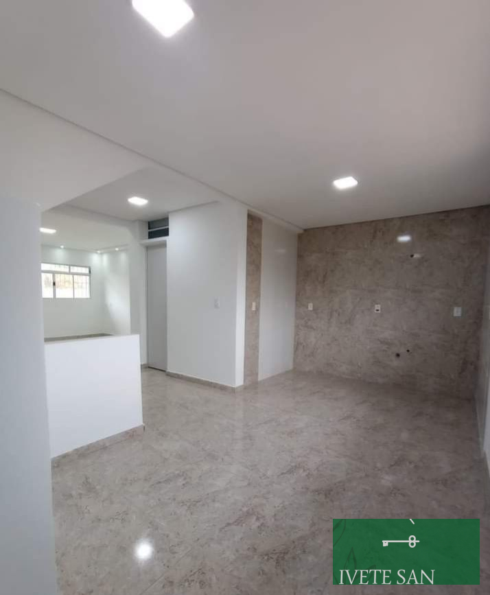 Casa, 3 quartos, 178 m² - Foto 2